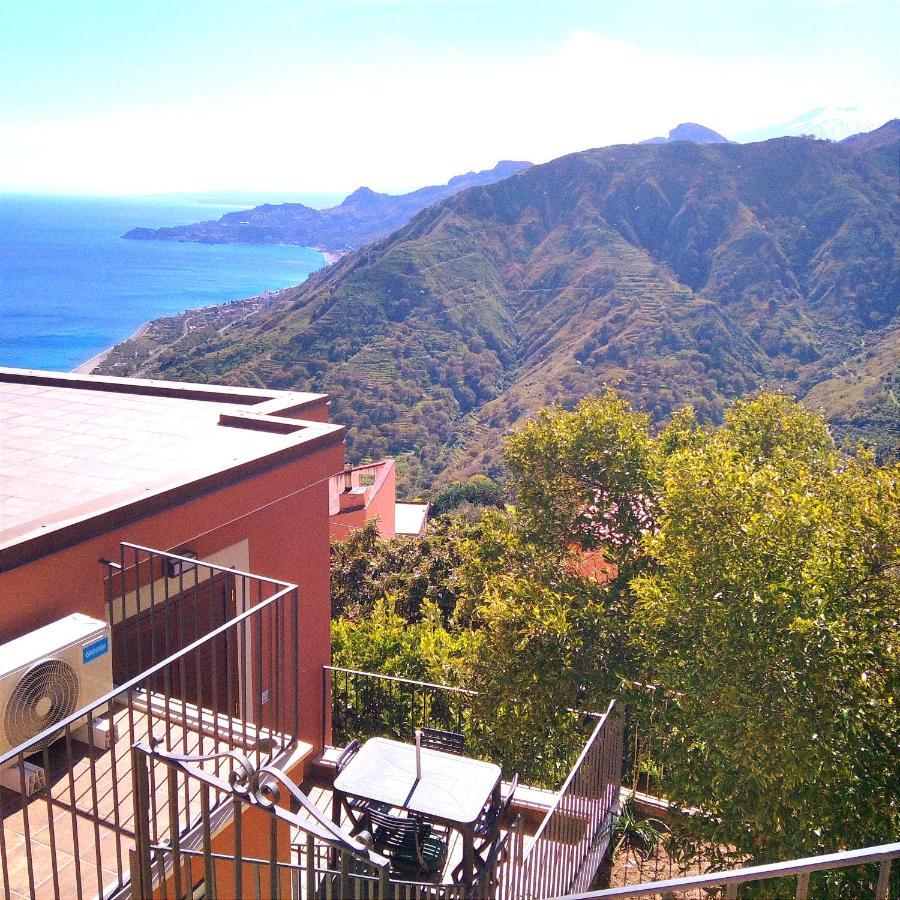 Casa Francesco Villa Forza dʼAgro Exteriör bild